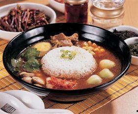 重庆汤女士最新爆料,揭露惊人内幕，引发社会关注